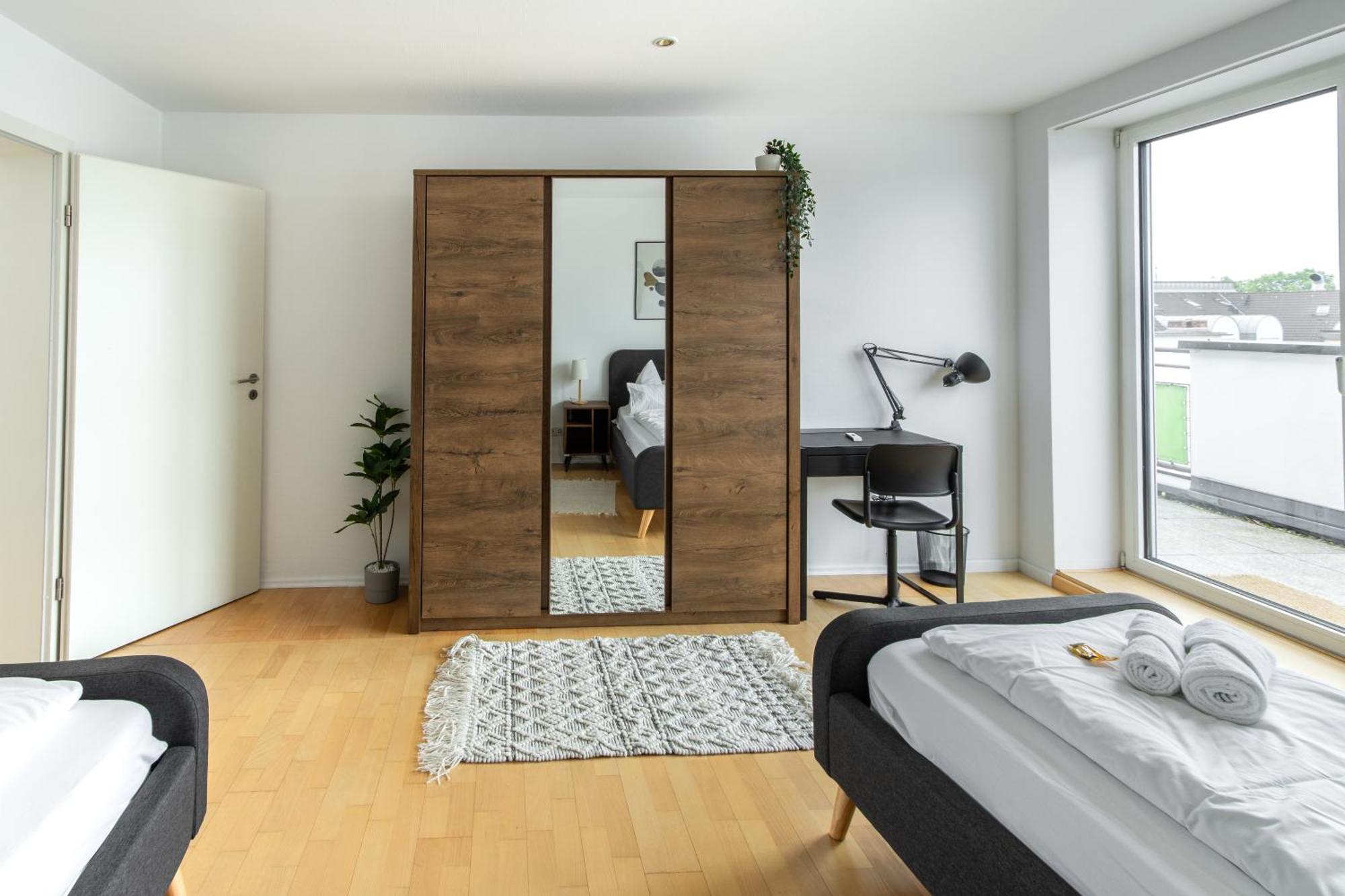 Penthouse-Maisonette - City Center, Highspeed Internet, Garage Worms Bagian luar foto